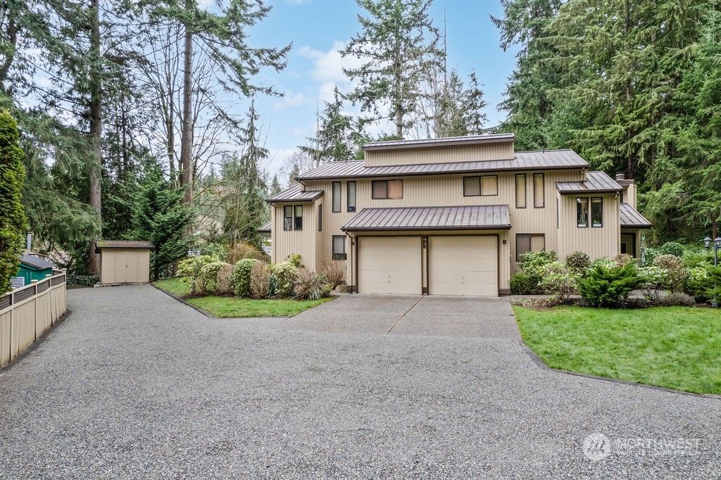 Photo of 923 57th Street SE, Everett, WA 98203 (MLS # 2193151)