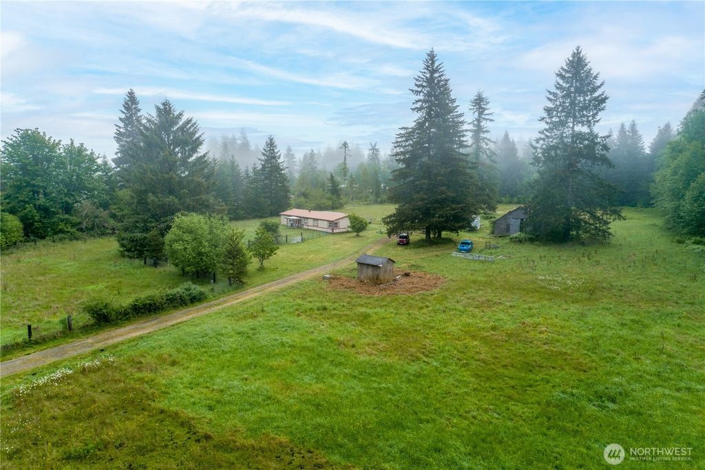 Photo of 451 W Homer Adams Road W, Elma, WA 98541 (MLS # 2526070)