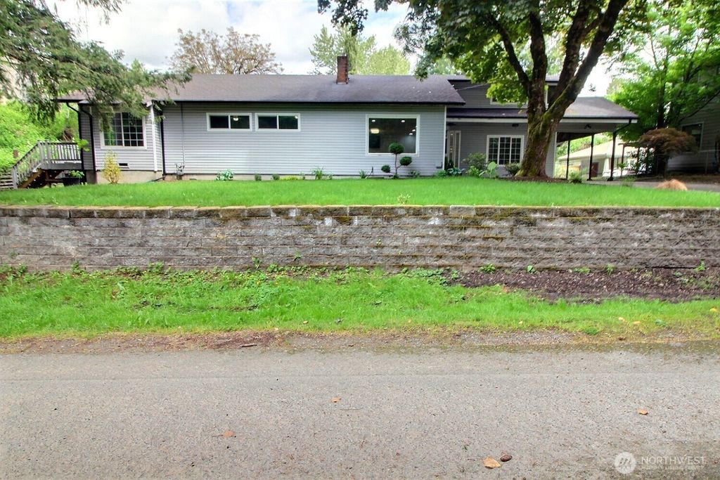 Photo of 22512 SE 218th Street, Maple Valley, WA 98038 (MLS # 2524458)