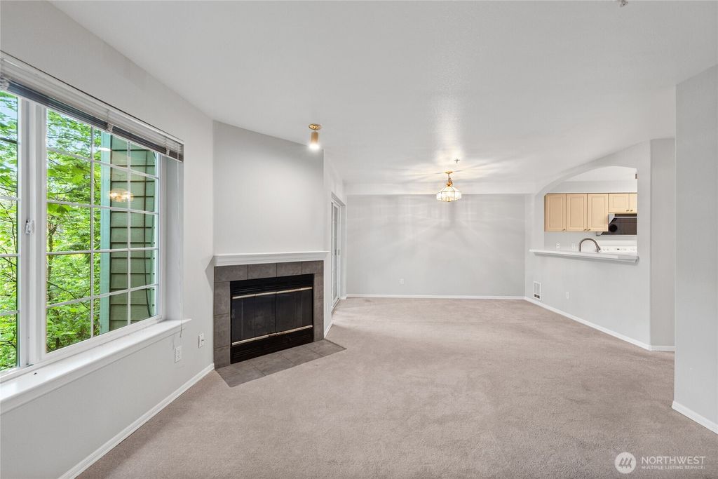 listing image 9363578819769976337