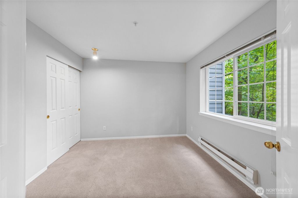 listing image 9367531862332368232