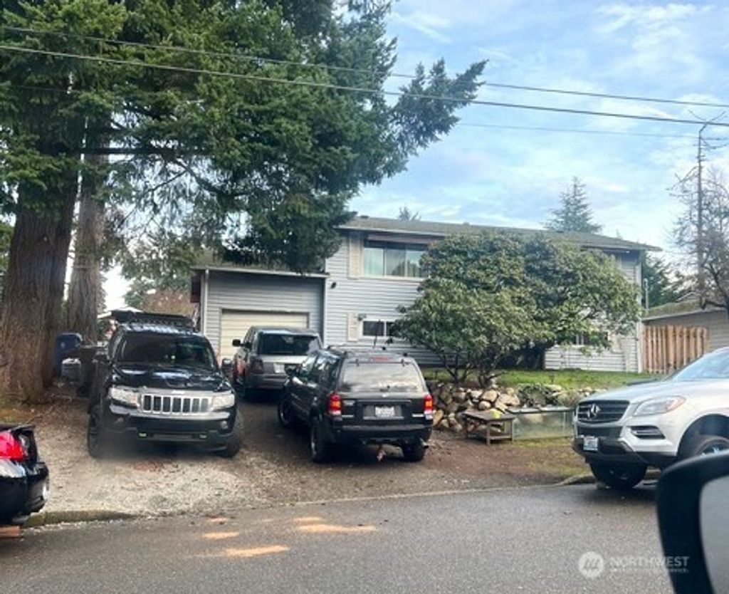 Photo of 29004 S 37th Avenue, Auburn, WA 98001 (MLS # 2480522)