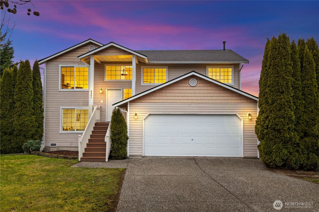 Photo of 6004 50th Street NE, Marysville, WA 98270 (MLS # 2334967)