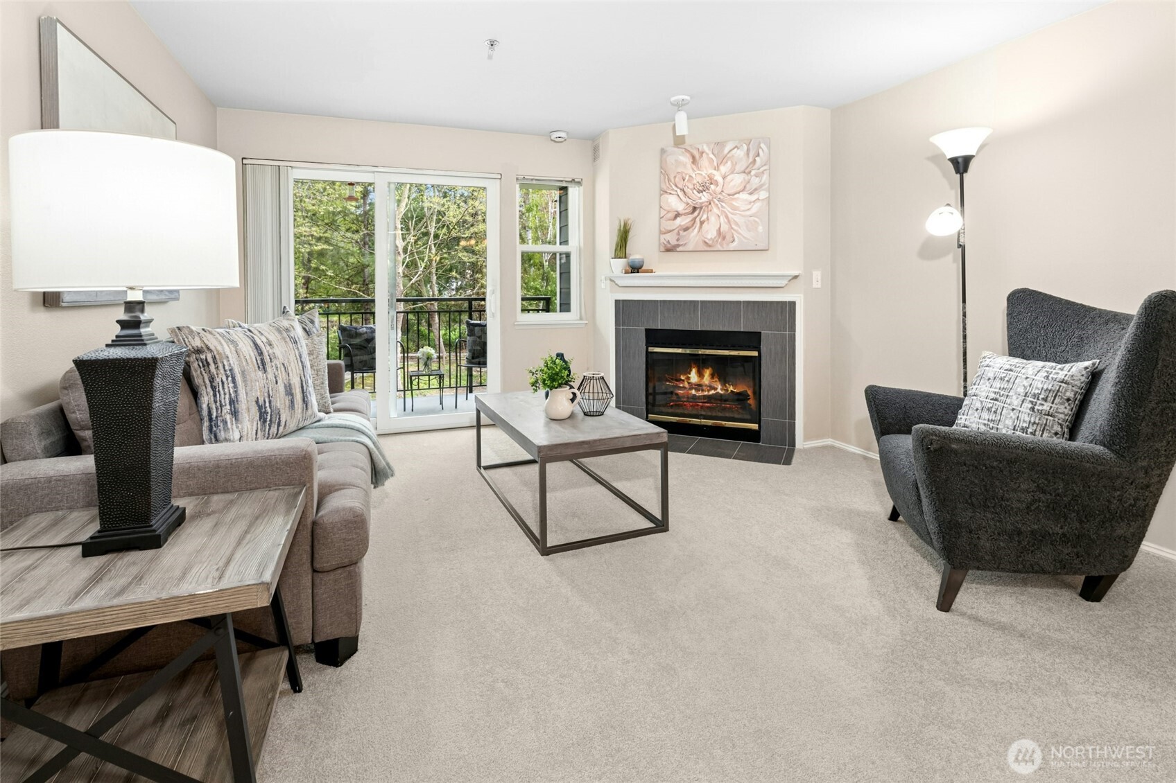 250 NW Dogwood Street C201