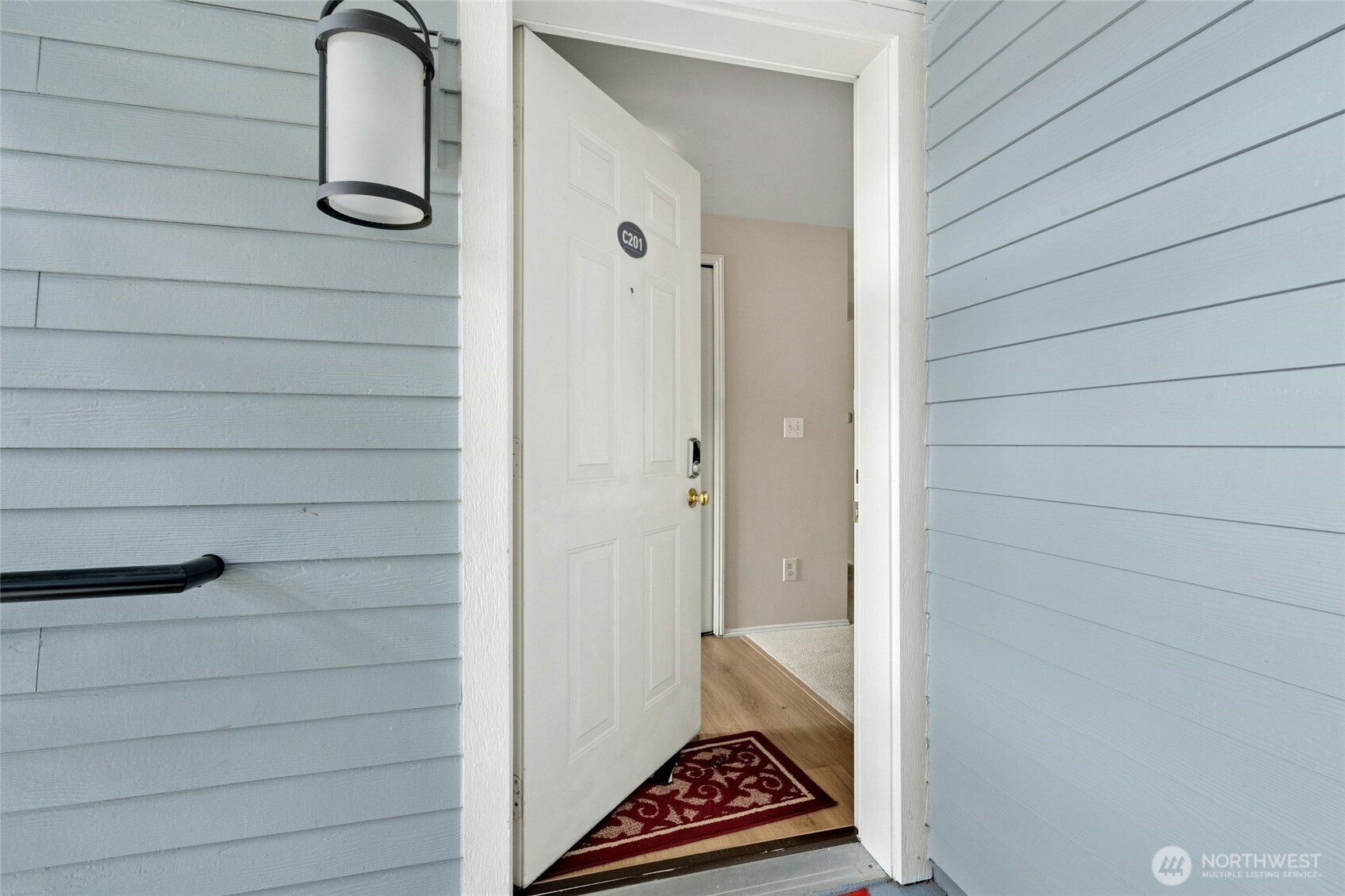 250 NW Dogwood Street C201