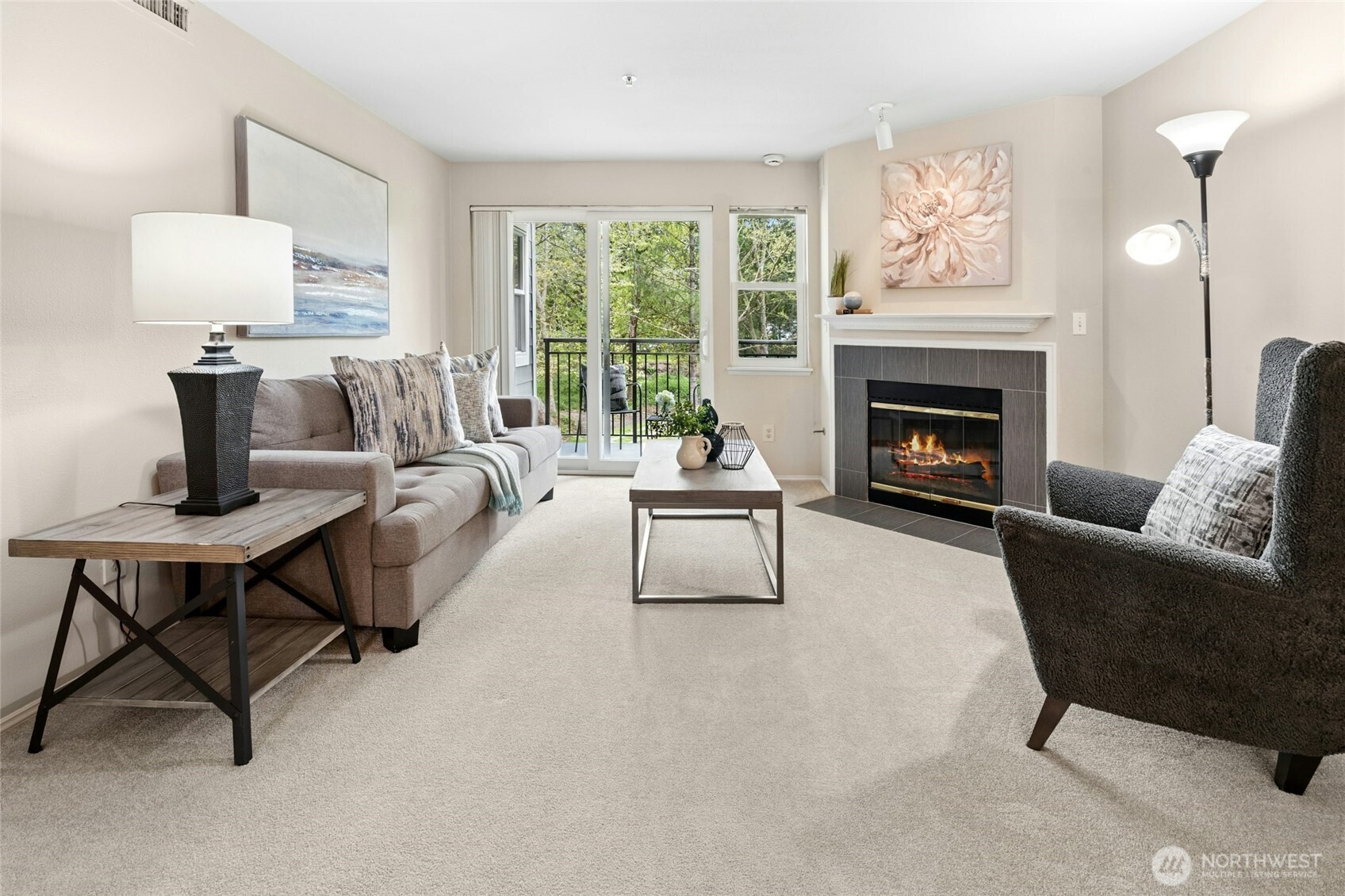 250 NW Dogwood Street C201