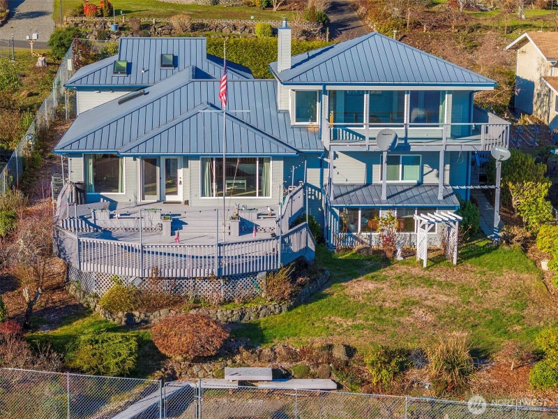 81 Seamount Drive