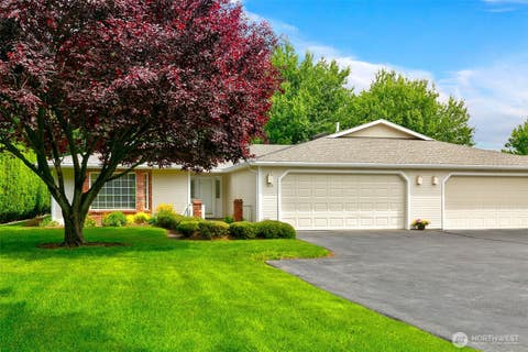 Photo of 3414 Fairbanks Avenue, Yakima, WA 98902 (MLS # 2539403)