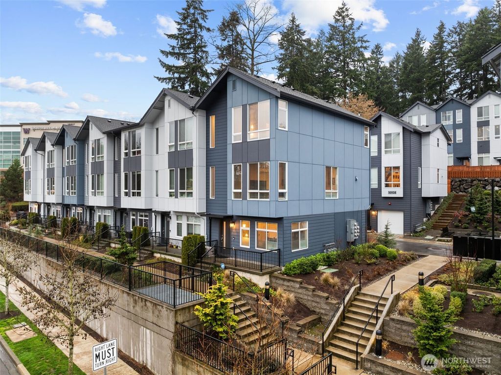 Photo of 18813 Beardslee Boulevard #G, Bothell, WA 98011 (MLS # 2486157)