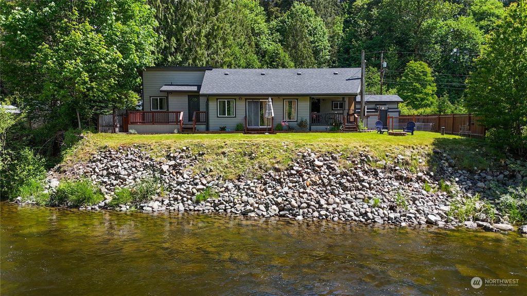 Photo of 6002 207th Drive NE, Granite Falls, WA 98252 (MLS # 2243156)