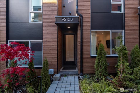 Photo of 9212 20th Avenue SW #B, Seattle, WA 98106 (MLS # 2574176)