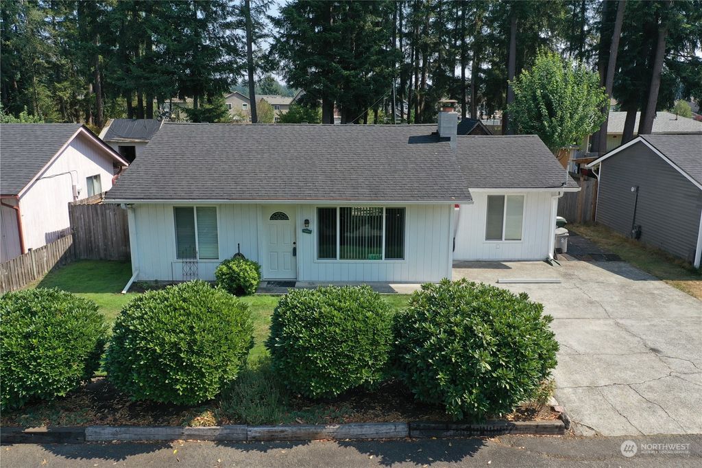 Photo of 19254 SE 268th Street, Covington, WA 98042 (MLS # 2159711)