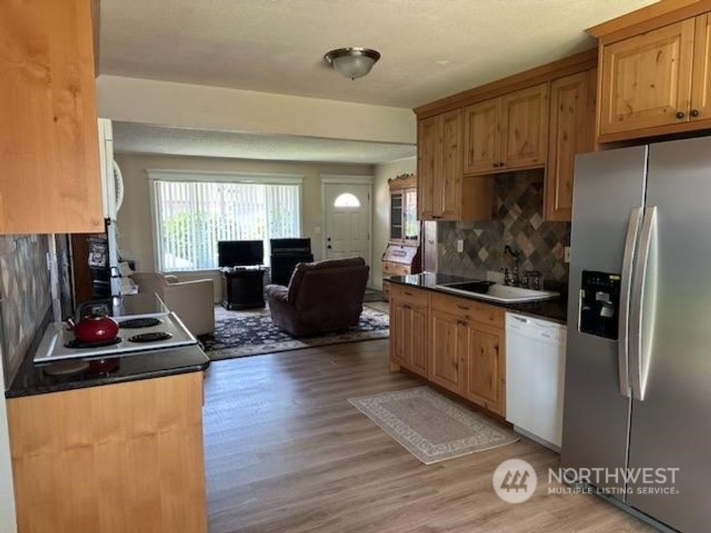 Photo of 19254 SE 268th Street, Covington, WA 98042 (MLS # 2159711)