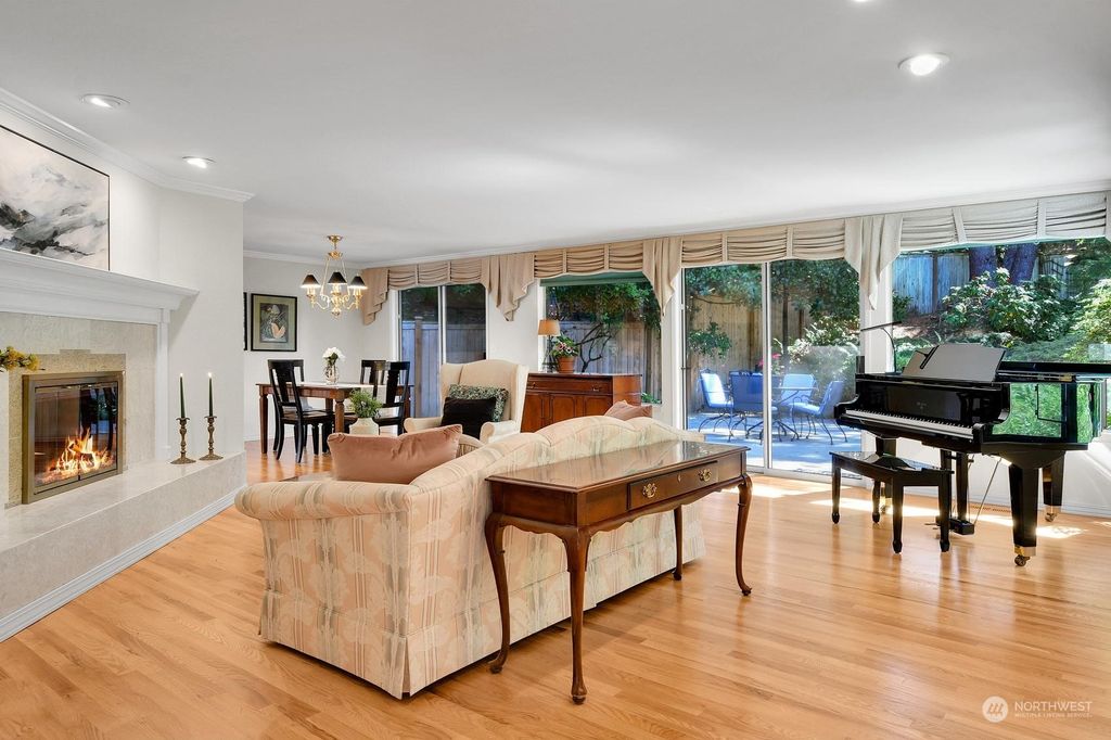 Photo of 19200 51st Avenue NE, Lake Forest Park, WA 98155 (MLS # 2286456)