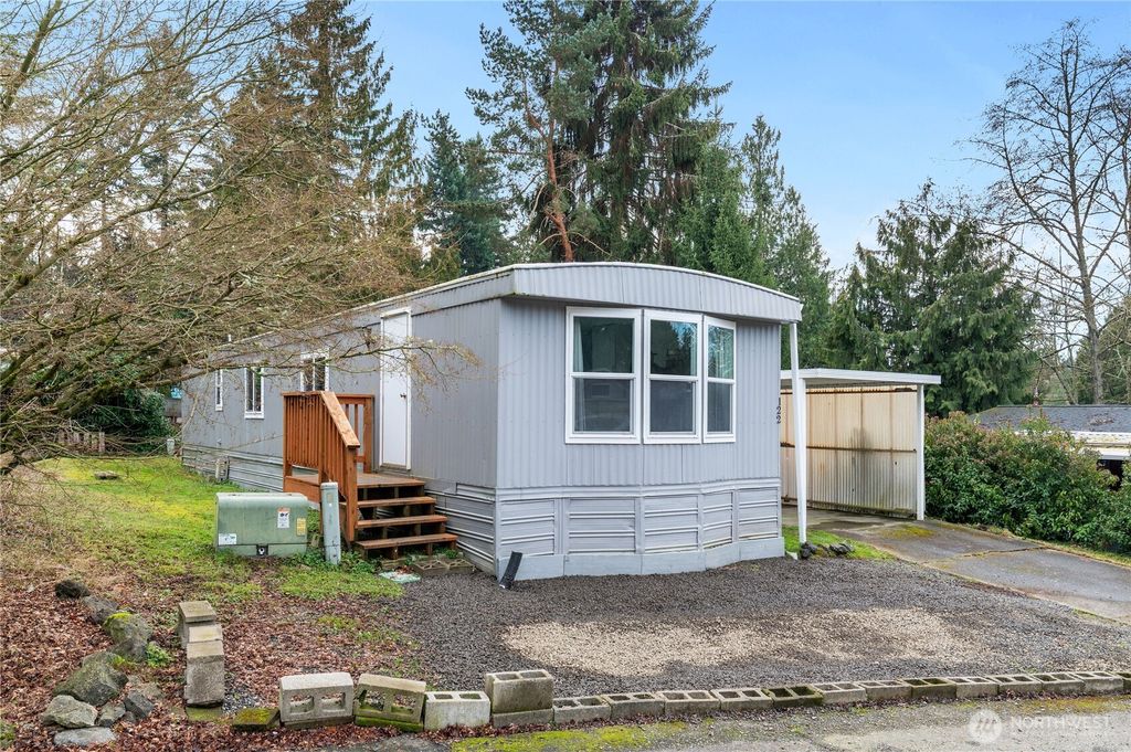 Photo of 3060 NE McWilliams Road #122, Bremerton, WA 98311 (MLS # 2472278)