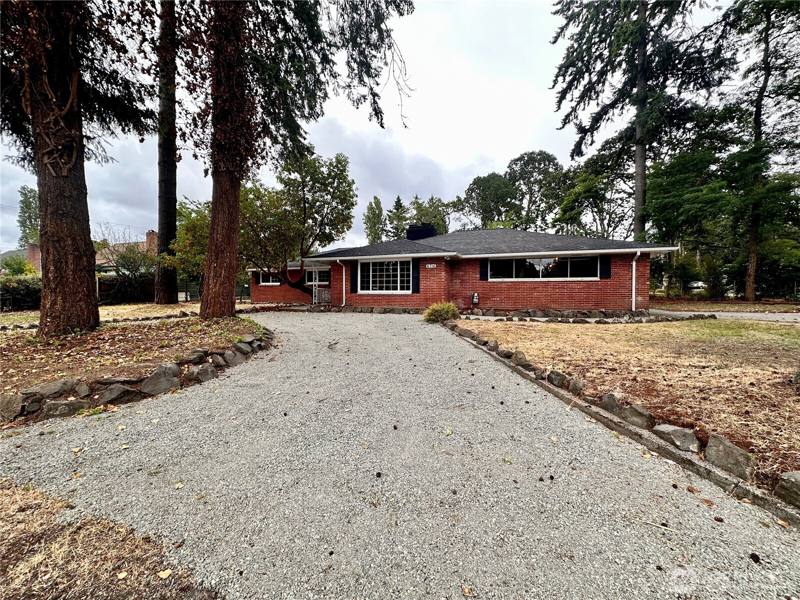 6716 Mt Tacoma Drive SW