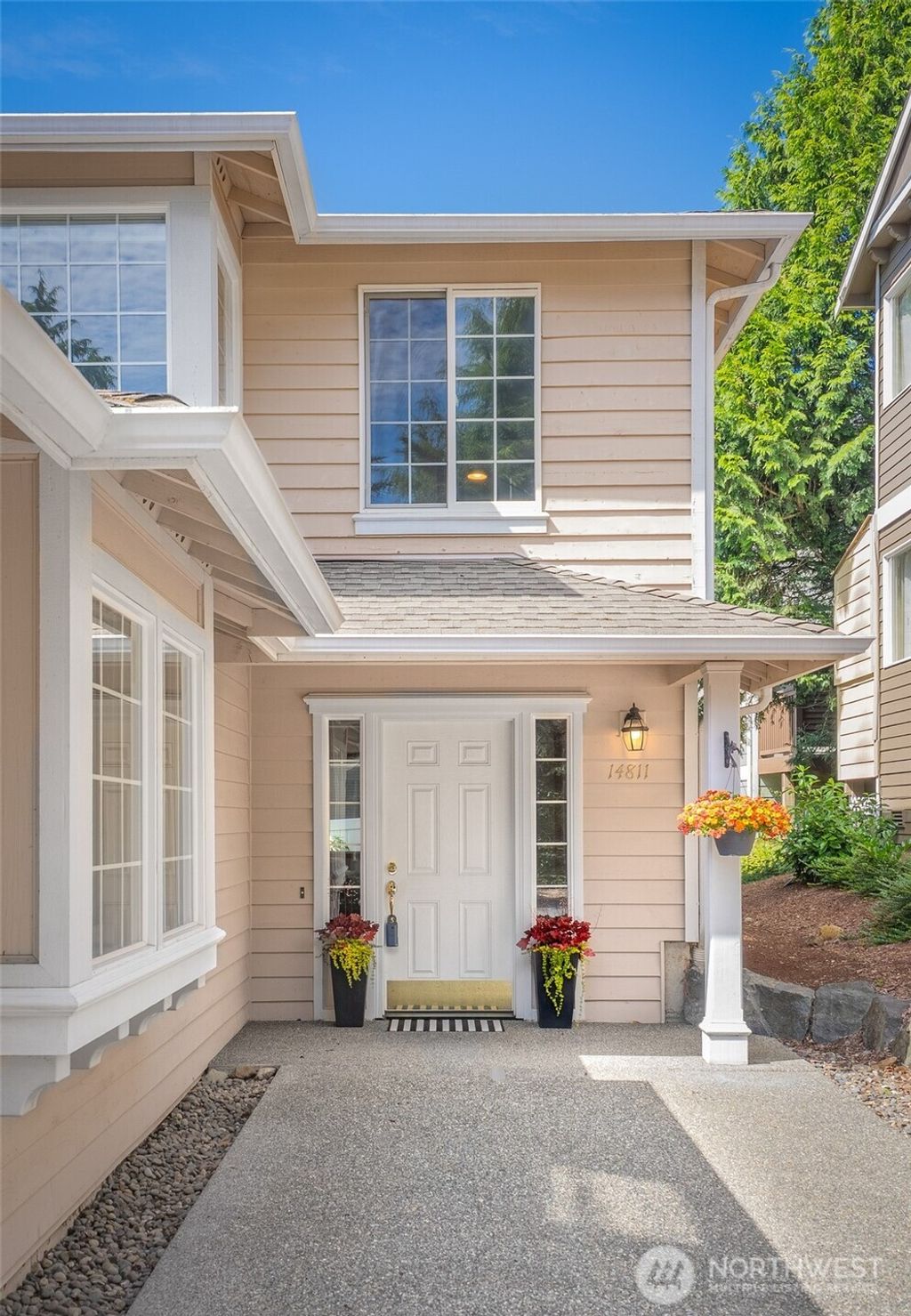 Photo of 14811 1st Avenue NE, Duvall, WA 98019 (MLS # 2551363)