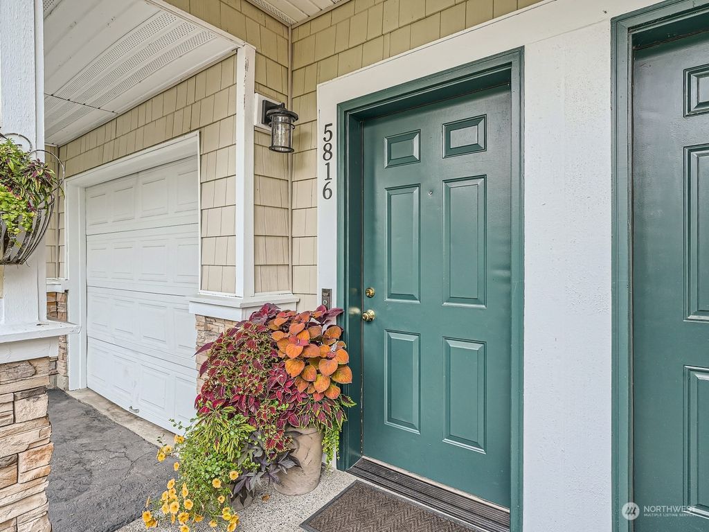Photo of 5816 S 234th Street #11-3, Kent, WA 98032 (MLS # 2157395)