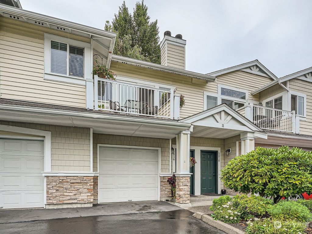 Photo of 5816 S 234th Street #11-3, Kent, WA 98032 (MLS # 2157395)
