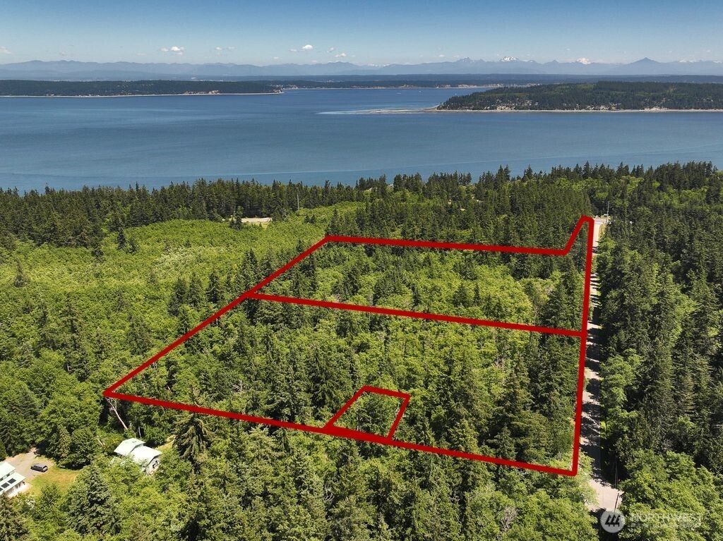 Photo of 1 XXX Christenson Road, Greenbank, WA 98239 (MLS # 2549200)