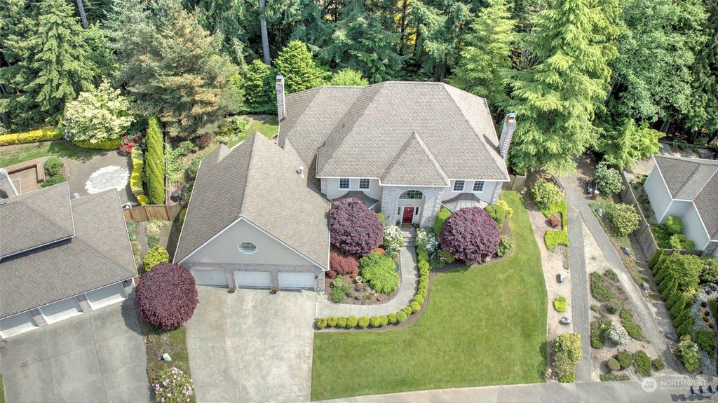 Photo of 33604 4th Avenue SW, Federal Way, WA 98023 (MLS # 2070534)