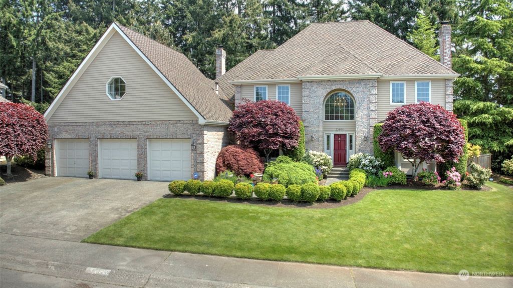 Photo of 33604 4th Avenue SW, Federal Way, WA 98023 (MLS # 2070534)