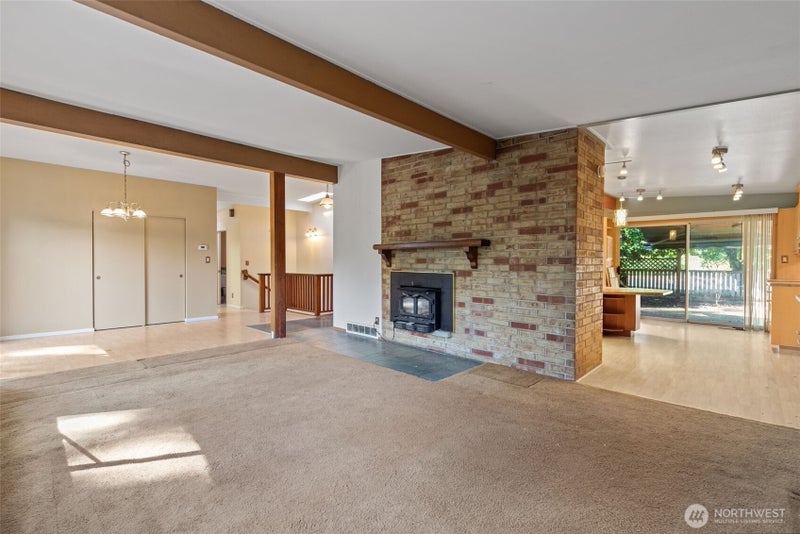 16639 SE 8th Street