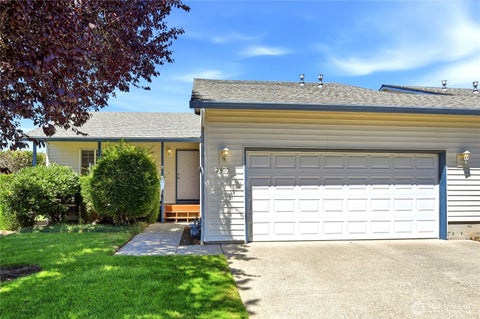 Photo of 2300 NE 79th Avenue, Vancouver, WA 98664 (MLS # 2551518)