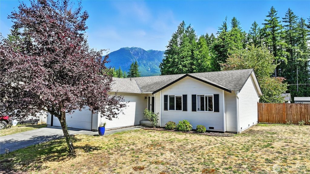 Photo of 323 Woodhaven Court, Gold Bar, WA 98251 (MLS # 2423817)