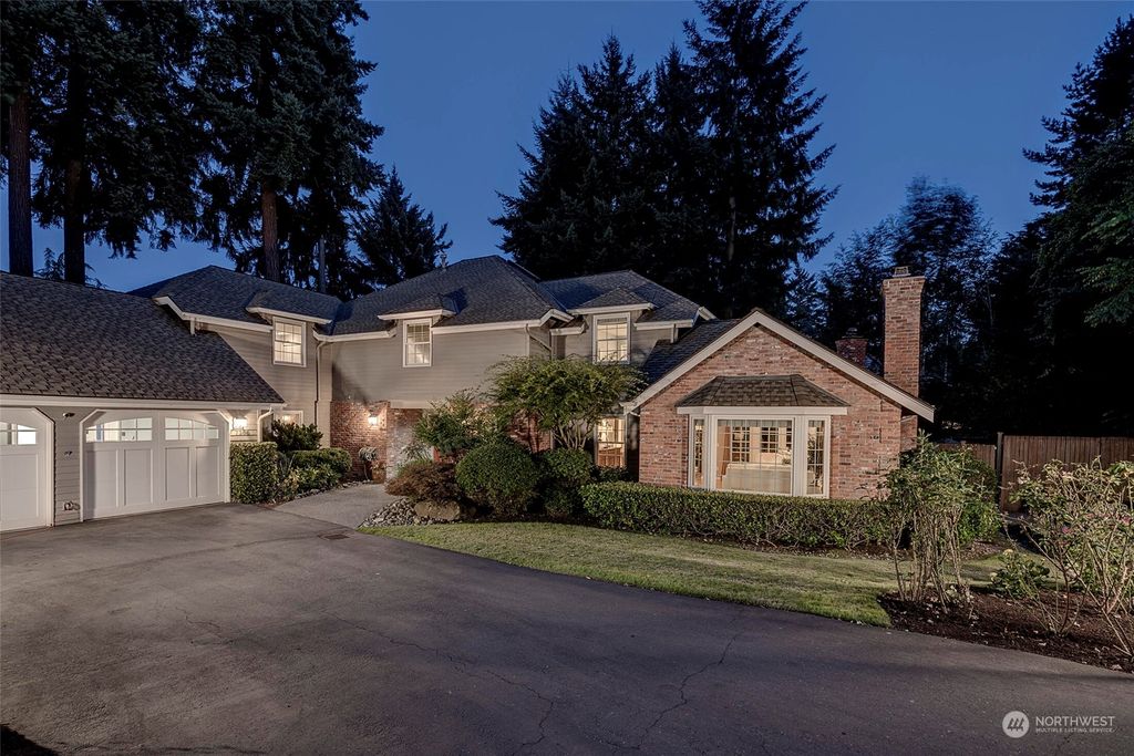 Photo of 7366 Island Crest Way, Mercer Island, WA 98040 (MLS # 2142116)