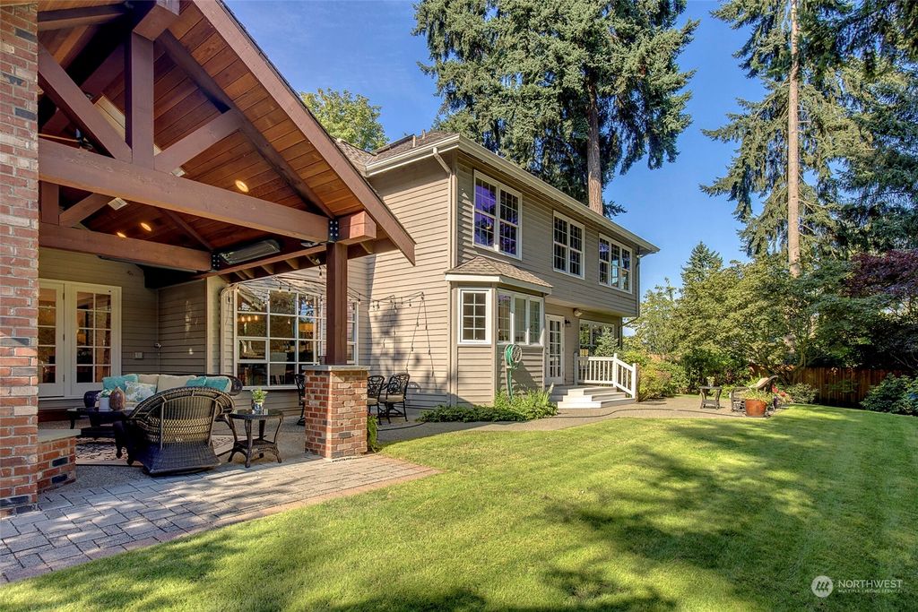 Photo of 7366 Island Crest Way, Mercer Island, WA 98040 (MLS # 2142116)