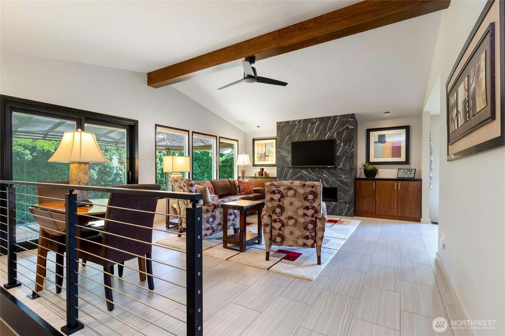 1382 Highland Road