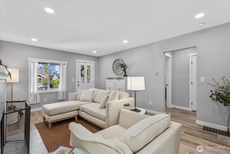 1020 S 43rd Street