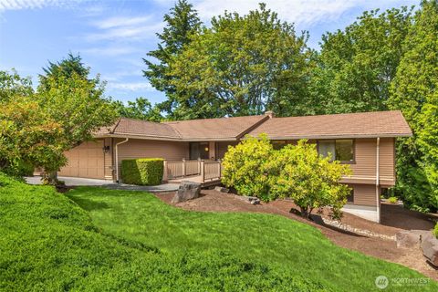 Photo of 14724 SE 49th Street, Bellevue, WA 98006 (MLS # 2544701)