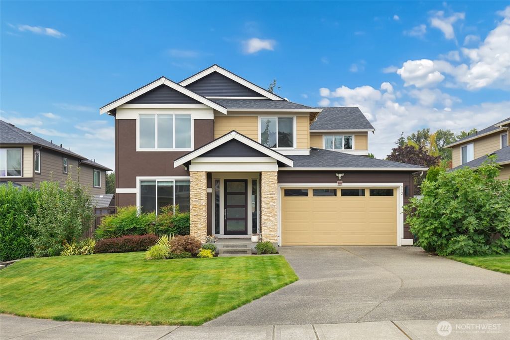 Photo of 912 SW 315th Place, Federal Way, WA 98023 (MLS # 2329623)