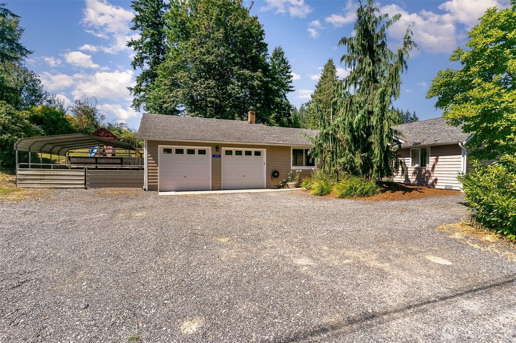 Photo of 8714 E Sunnyside School Road, Marysville, WA 98270 (MLS # 2412285)