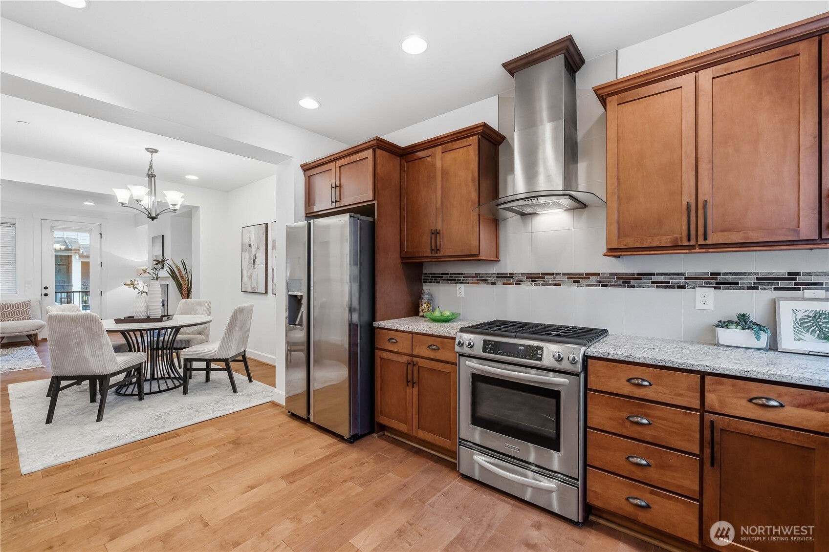 971 NE Ellis Drive 5.2