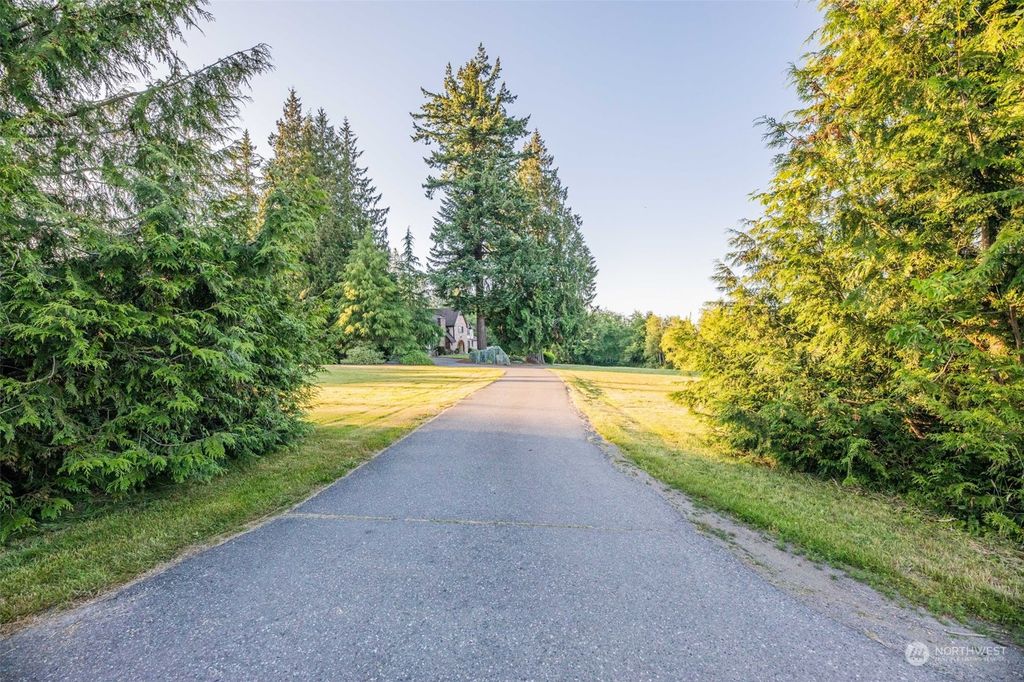 Photo of 617 156th Street NE, Arlington, WA 98223 (MLS # 2134737)