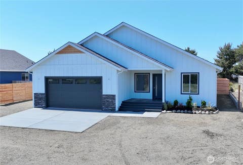 Photo of 917 Ocean Shores Blvd Boulevard SW, Ocean Shores, WA 98569 (MLS # 2528029)