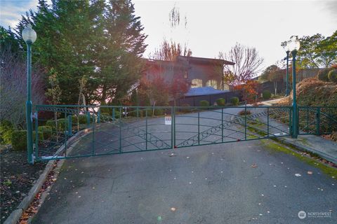 1416 Browns Point Boulevard Tacoma WA 98422