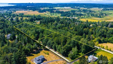 Photo of 16 Harvey Road, Blaine, WA 98230 (MLS # 2546113)