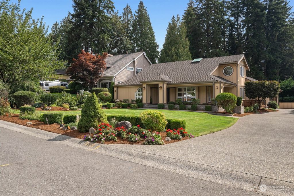 Photo of 11133 NE 160th Place, Bothell, WA 98011 (MLS # 2298516)