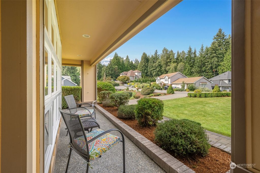 Photo of 11133 NE 160th Place, Bothell, WA 98011 (MLS # 2298516)