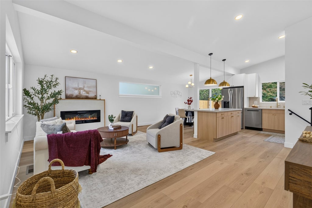 Photo of 14347 Ashworth Avenue N, Seattle, WA 98133 (MLS # 2597498)