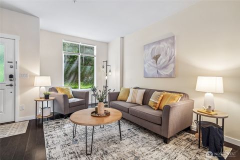 Photo of 2107 NW Moraine Place, Issaquah, WA 98027 (MLS # 2532424)