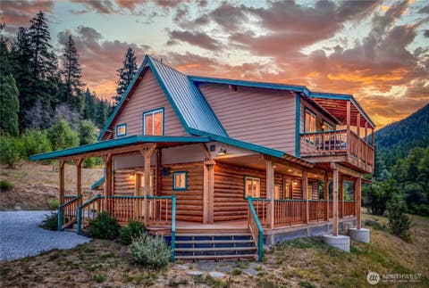 Photo of 10365 Merry Canyon Road, Leavenworth, WA 98826 (MLS # 2561010)