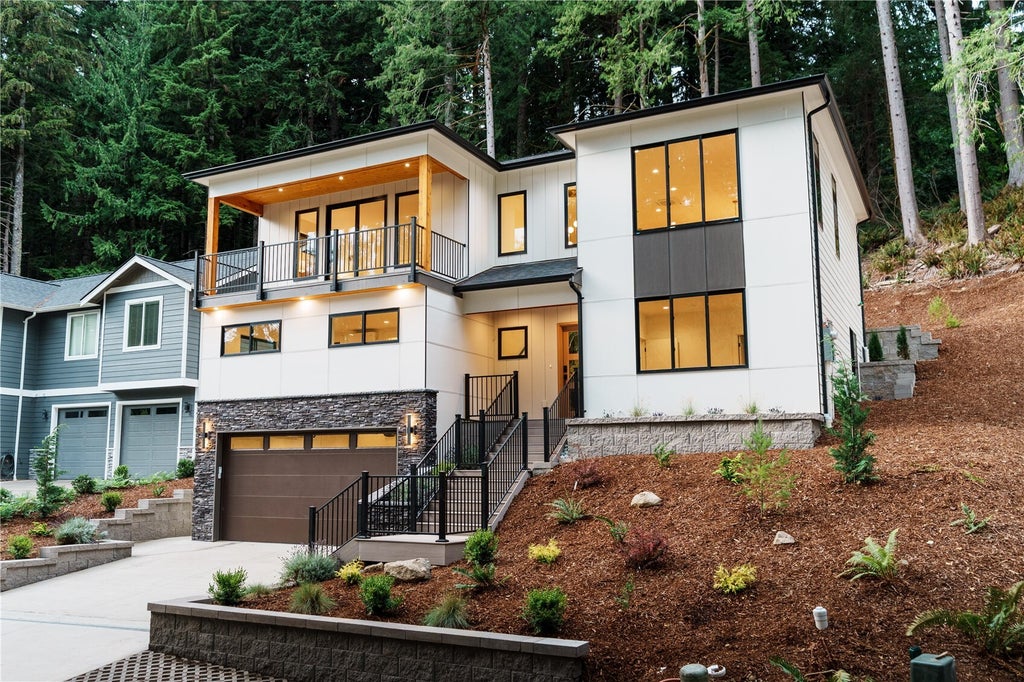 Photo of 8 Shooting Star Court, Bellingham, WA 98229 (MLS # 2599827)