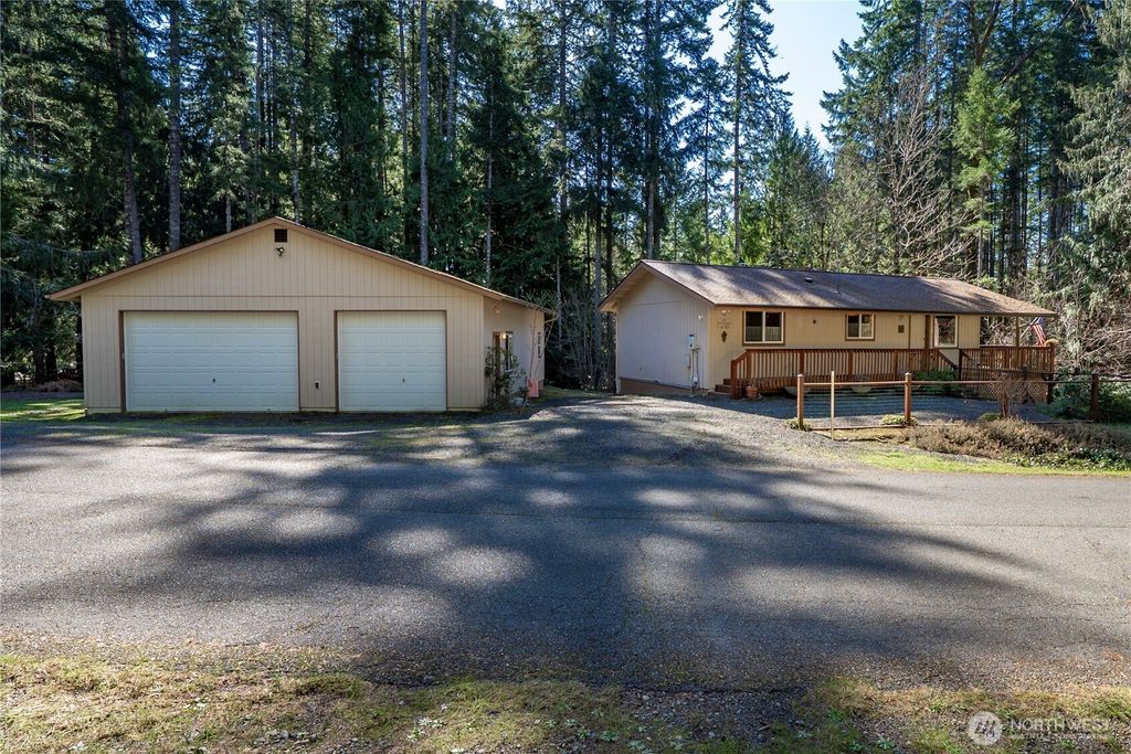 Photo of 161 N Duckabush Loop, Hoodsport, WA 98548 (MLS # 2498401)