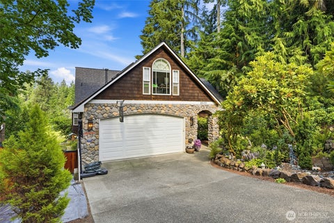 Photo of 20101 330th Avenue NE, Duvall, WA 98019 (MLS # 2557052)