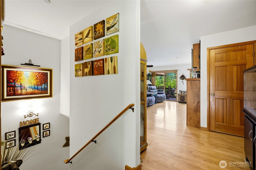 Photo of 20101 330th Avenue NE, Duvall, WA 98019 (MLS # 2557052)